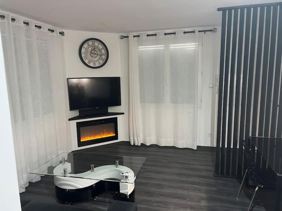 Appart De Luxe Tout Confort Jusqu A 4 Personnes Διαμέρισμα Triel-sur-Seine Εξωτερικό φωτογραφία