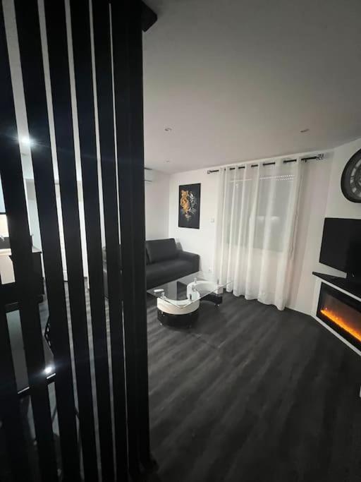 Appart De Luxe Tout Confort Jusqu A 4 Personnes Διαμέρισμα Triel-sur-Seine Εξωτερικό φωτογραφία
