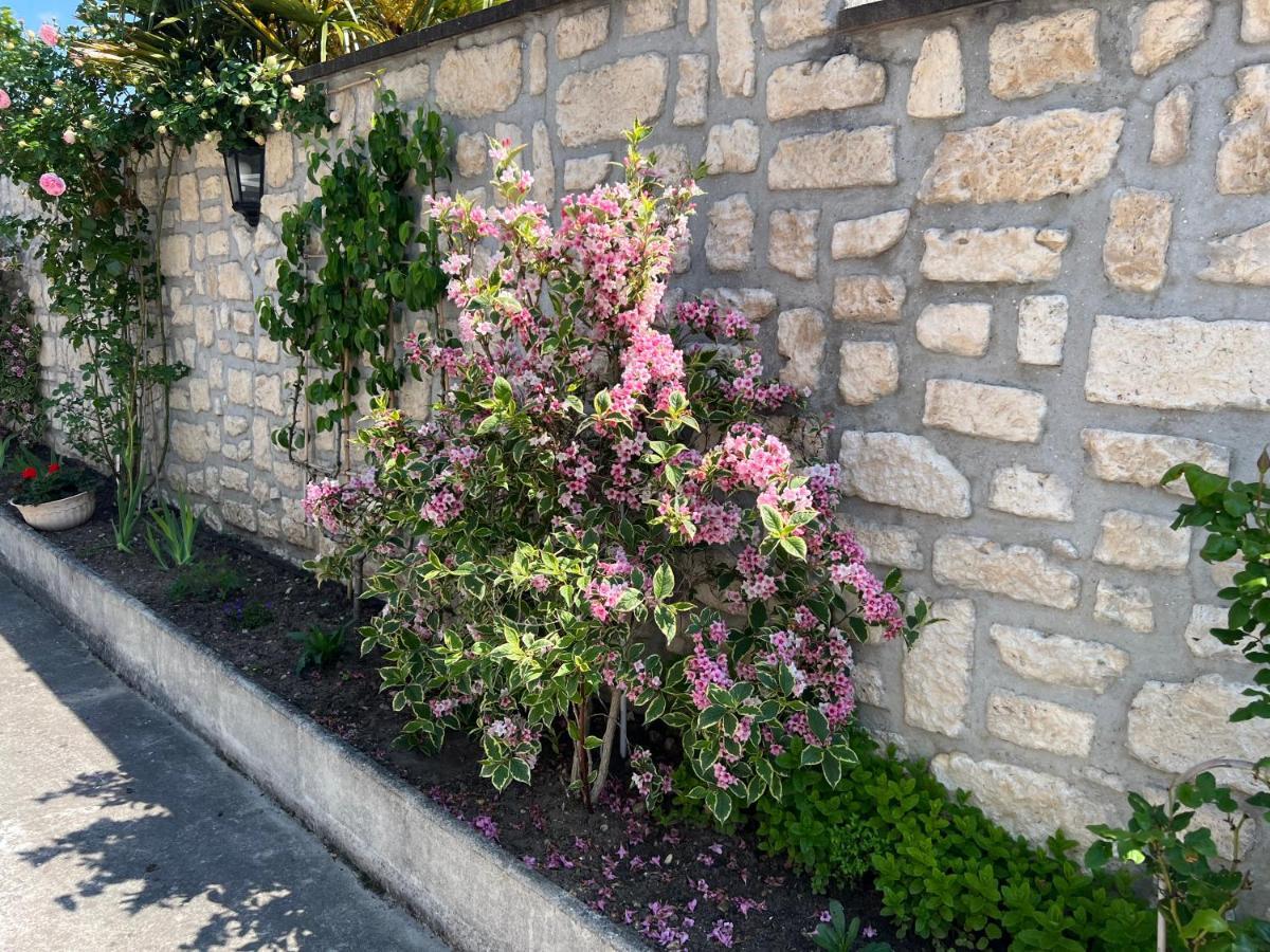 Appart De Luxe Tout Confort Jusqu A 4 Personnes Διαμέρισμα Triel-sur-Seine Εξωτερικό φωτογραφία